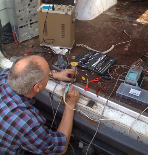 dieter1 Wohl dem, der mit einem Lötkolben umgehen kann.